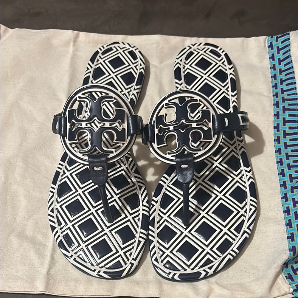 Tory Burch Navy and White Women's Sandals